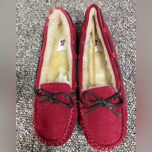 SO Women's Red Moccasins with Black Bow
